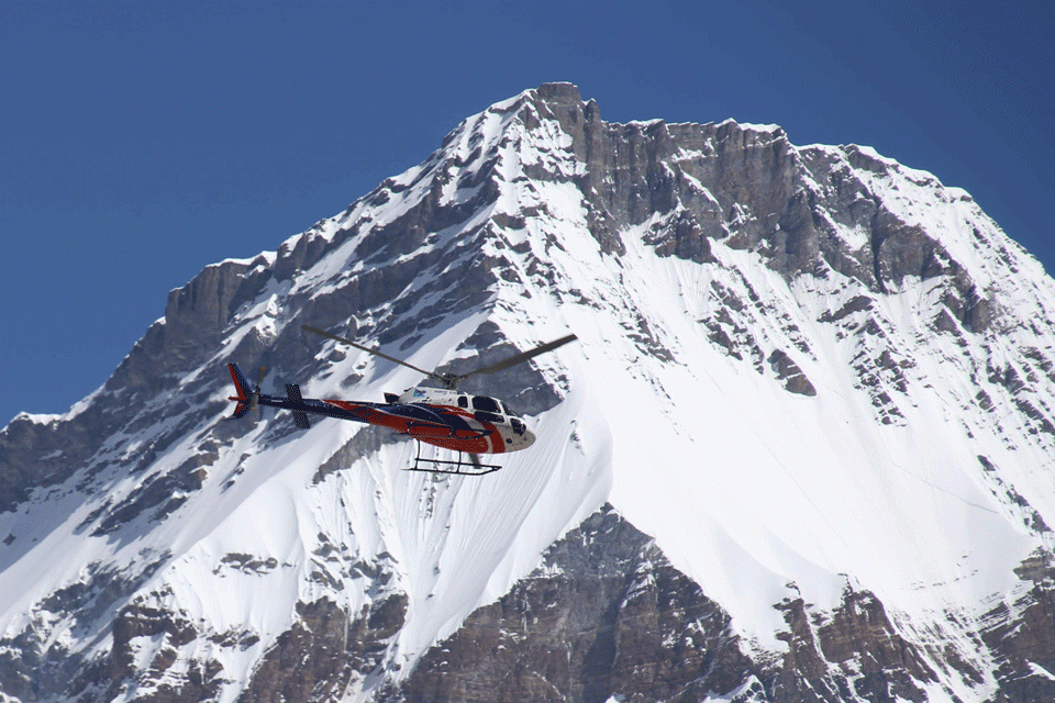 Everest Helicopter Tour to Kala Patthar